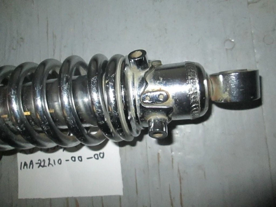 Amortiguador trasero izquierdo Yamaha 1985-1986 XJ700X / XJ750X 1AA-22210-00-00 Foto 4 de 4