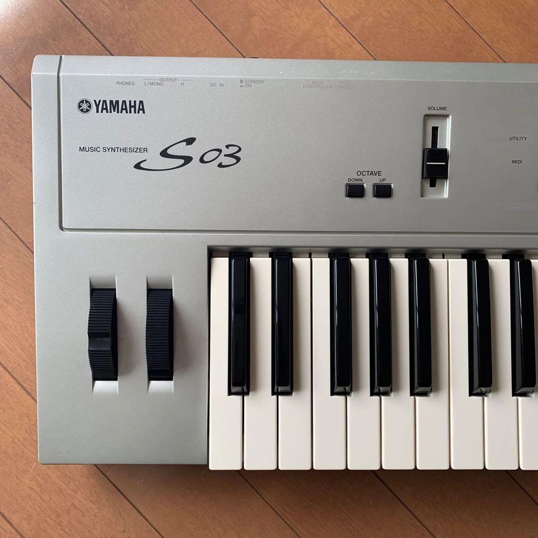 Yamaha S03 Synthesizer #9