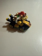 2018 Mattel Hot Wheels Mario Kart Die-Cast Bowser in Standard Cart