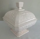 Vintage Jeannette Glass Pale Pink Milk Glass Oak Acorn Covered Candy Dish 1950s