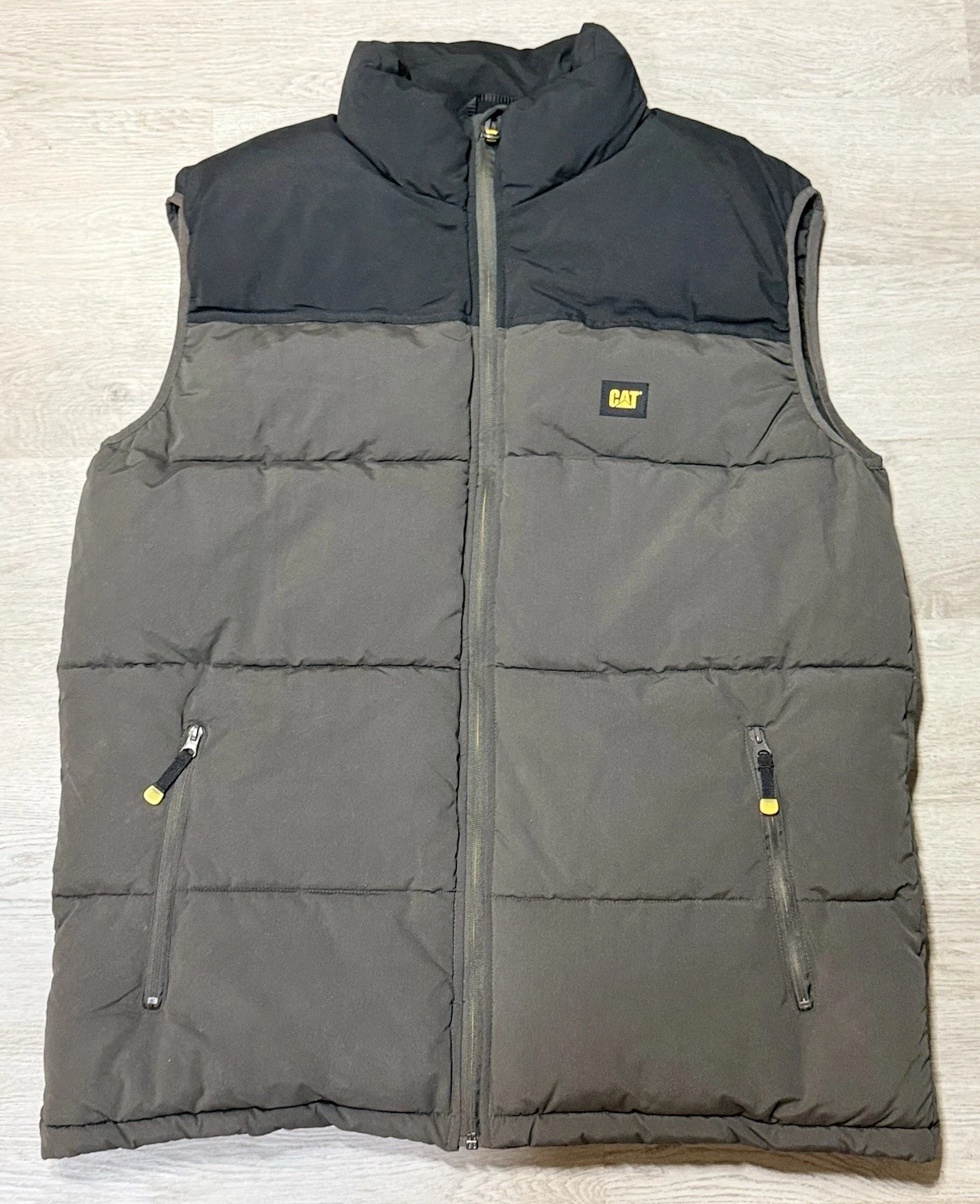 CAT Workwear Arctic Zone Insulated Vest Mens XLT Puffer Black Water Resistant
