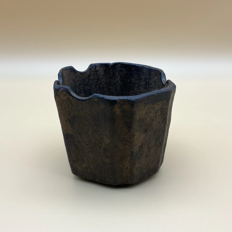 Copo de metal chinês antigo do século XVI da dinastia Ming - Imagem 3 de 4