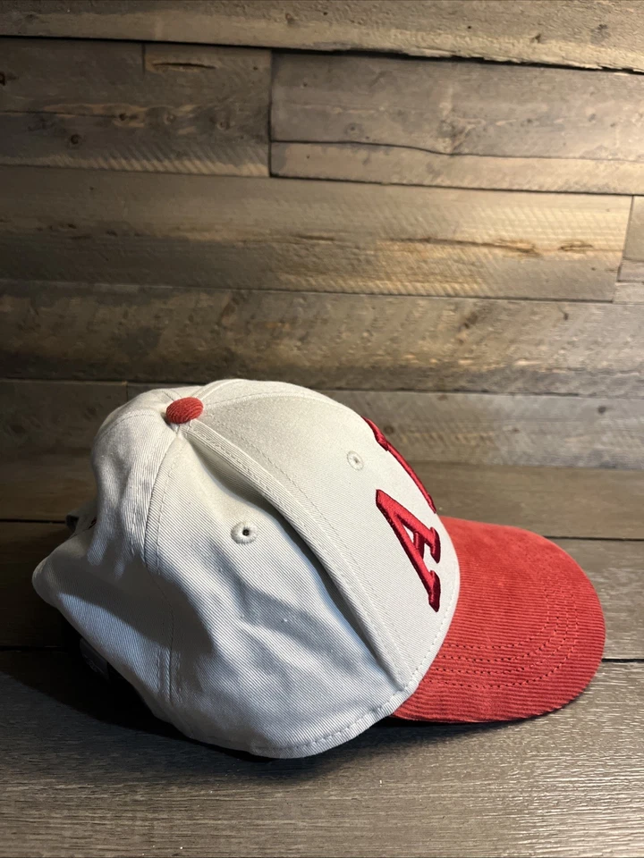 ARSENAL FC LONDON OFFICIAL MERCHANDISE ADJUSTABLE Leather Strapback CAP HAT - Image 4 of 4