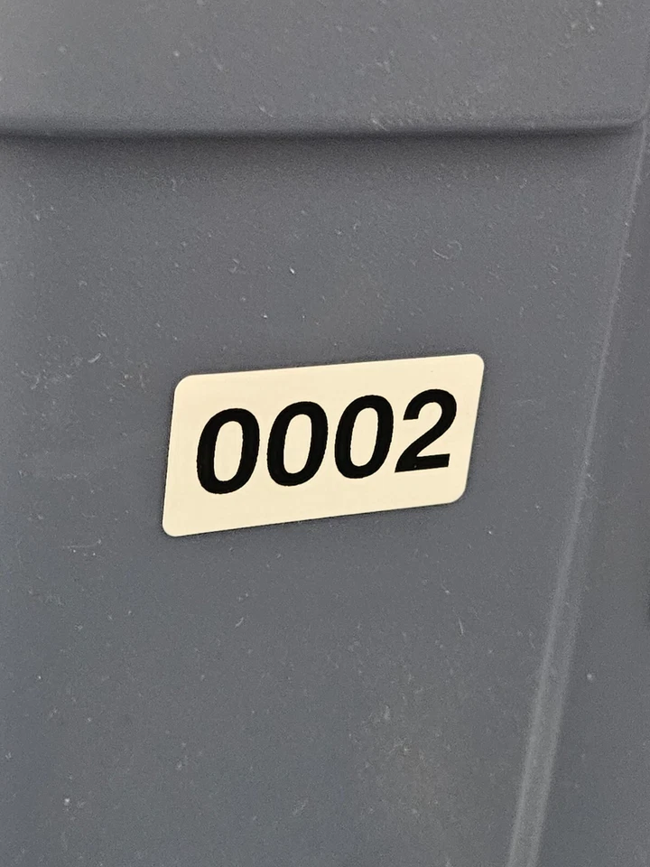 Figura de acción Chronicles of Narnia Prince Caspian King Miraz con escudo espada nueva en paquete Foto 3 de 3