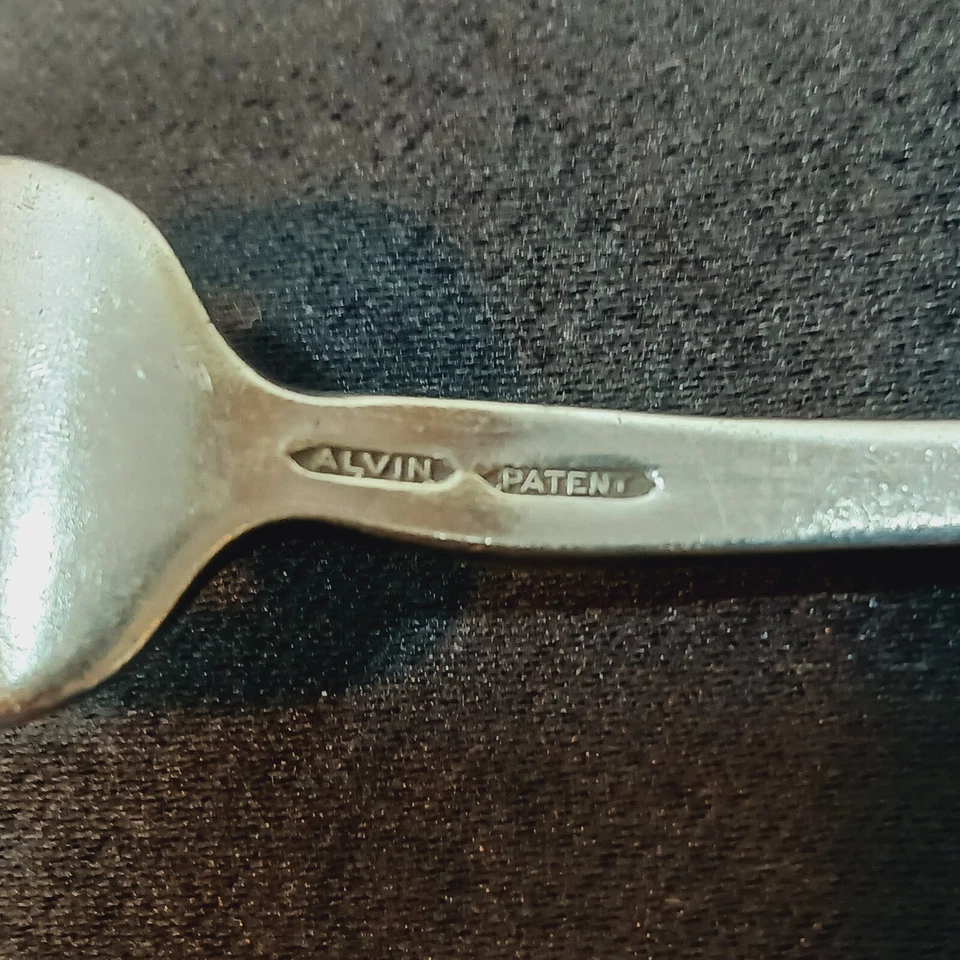 Tenedor de cena ALVIN SILVERWARE 1910 DIANA PLATEADO Foto 3 de 4