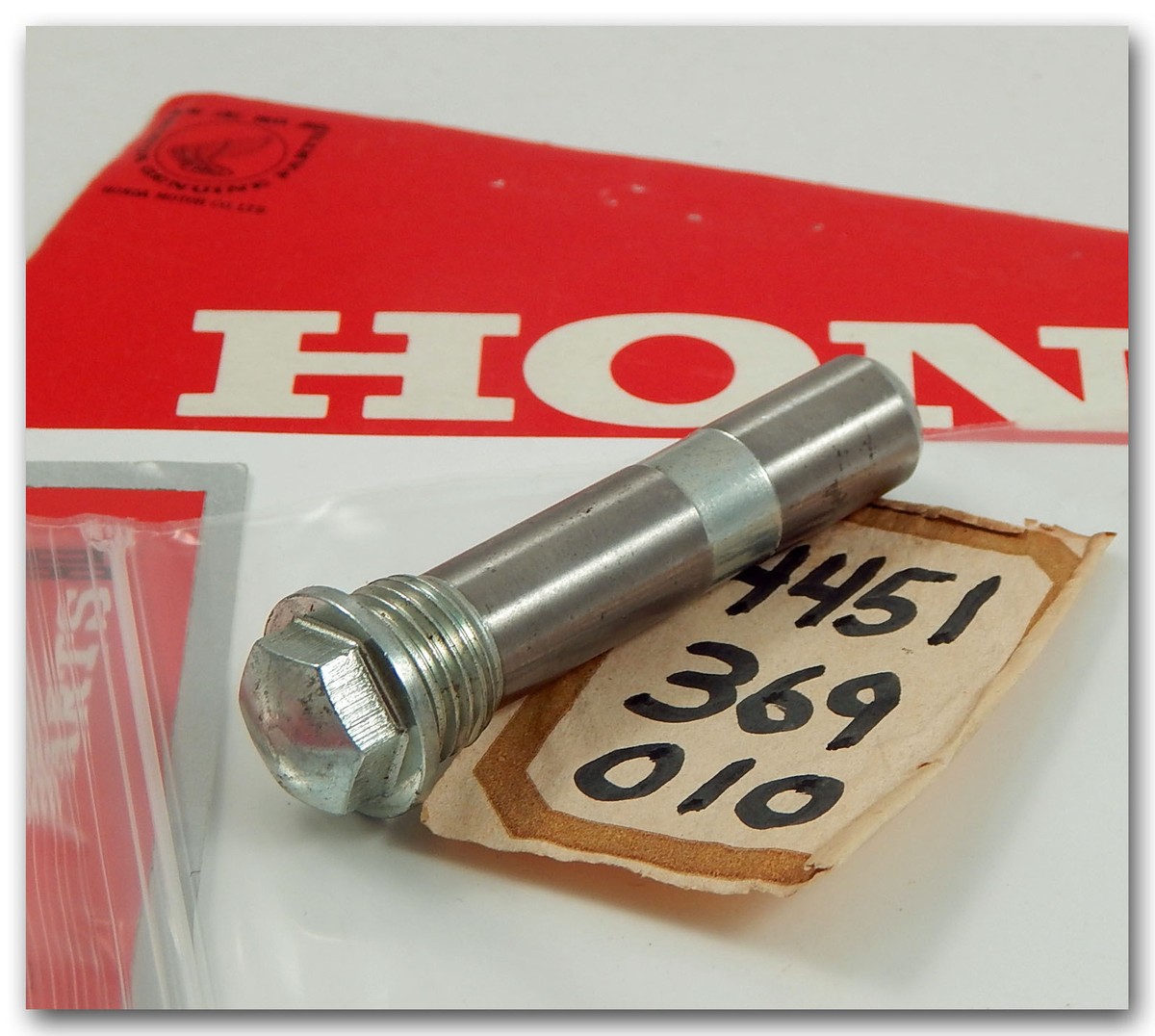 かるな Honda CB360 CB360G CB360T CJ360T CL360 Rocker Arm Shaft Bolt
