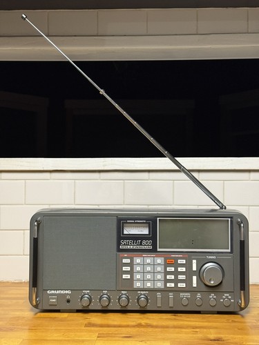 GRUNDIG SATELLIT 800 AM/FM/SW/SSB/VHF Air Receiver - Fair Condition ...
