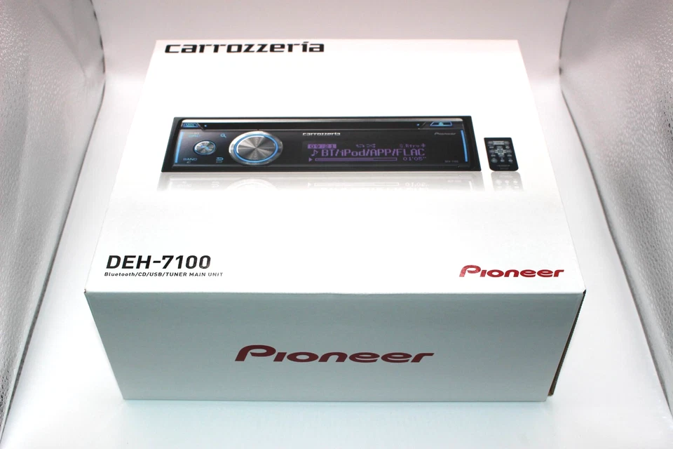 Pioneer Carrozzeria DEH-7100 CD USB Bluetooth Car Audio Negro 1kg 1.9in 200W - Imagen 4 de 4