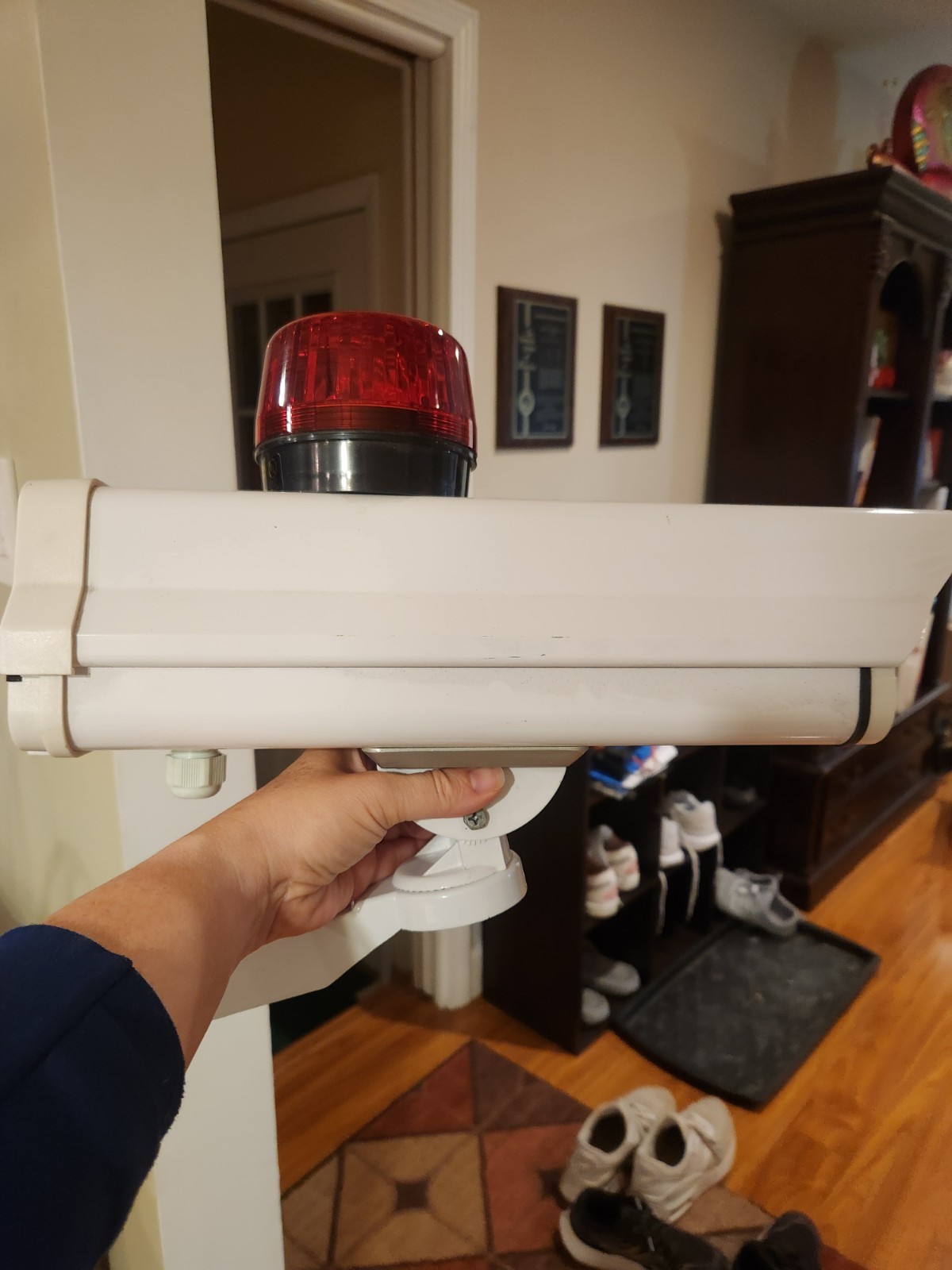 Aluminum Housing for CCTV Security Surveillance Outdoor Camera Box w/Strobe