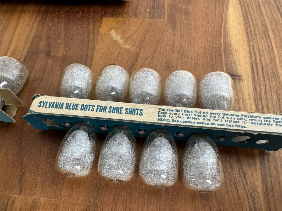 批量闪光灯灯泡 - M2 (9) + M3 (17) Sylvania & GE — 第 3/3 张图片