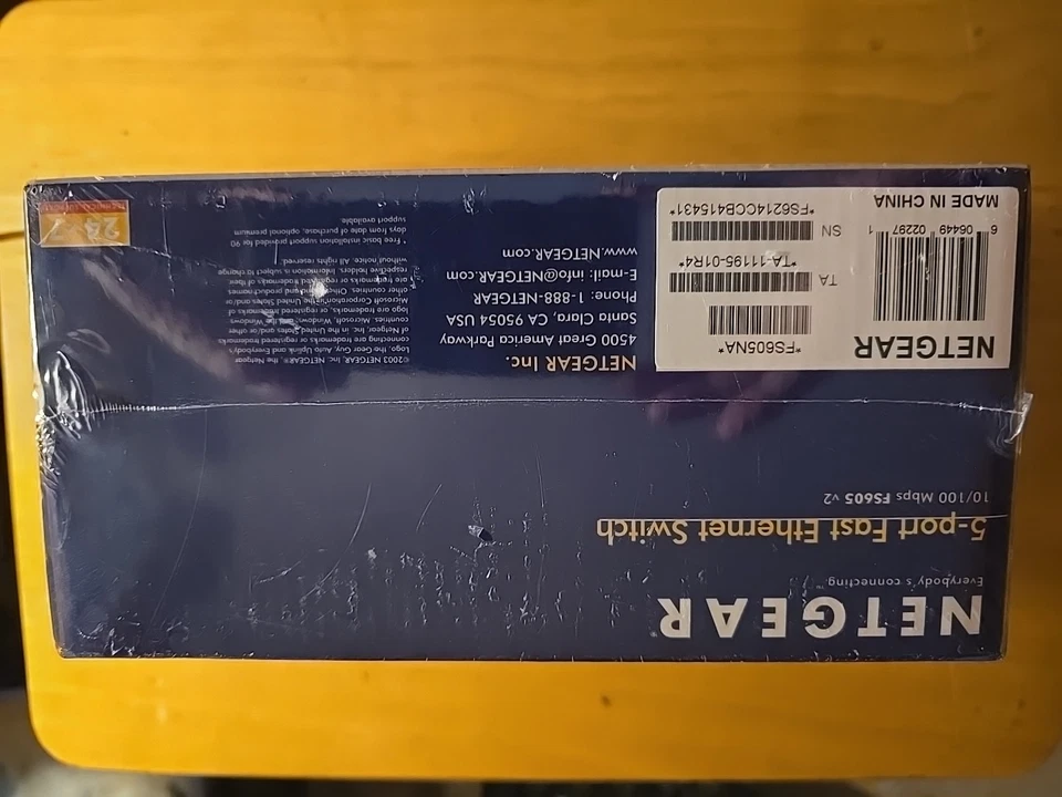 NETGEAR ProSafe FS105 5-Port Fast Ethernet Switch 10/100Mbps FS605 - Image 4 of 4