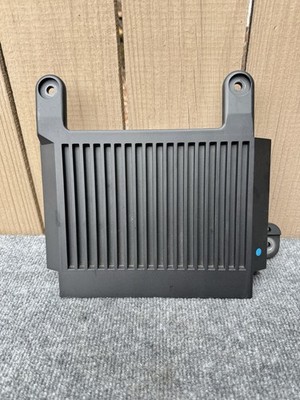 07-11 Volvo S80 XC70 S60 XC60 High Performance Sound Amplifier 31310010 31282144