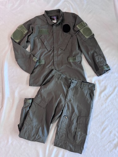 GIBSON & BARNES FLIGHT 2 PIECE SUIT AVIATION SHIRT PANTS NOMEX SIZE 33 AND 40 R