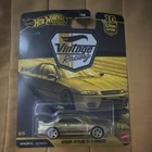 Hot Wheels Vintage Racing Nissan Skyline GT-R BNR32 Silver 1:64 Diecast Car