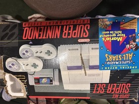 SNES Super Nintendo Entertainment System WITH CONTROLLER  