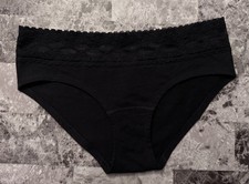 NWT VICTORIA'S SECRET SMALL BLACK FLORAL LACE PINK LOGO RARE HIPHUGGER PANTIES