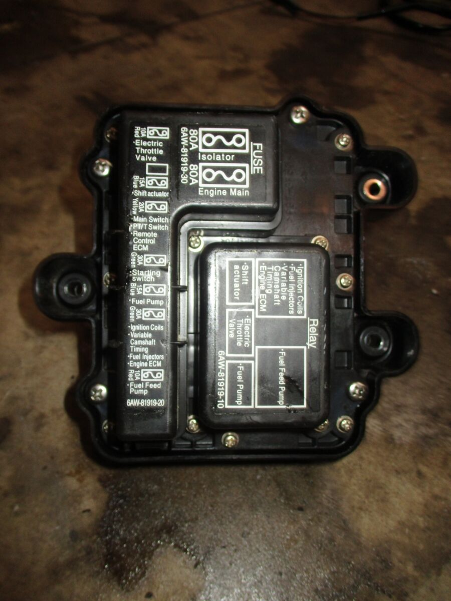 Yamaha 350hp 4 stroke outboard fuse box (6AW-82170-01-00) | eBay Yamaha 350hp 4 stroke outboard fuse box (6AW-82170-01-00) | eBay
