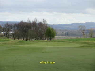Foto 6x4 Strathmore Golf Center, 5. Loch, Lochans Leitfi �� The five hol c2017