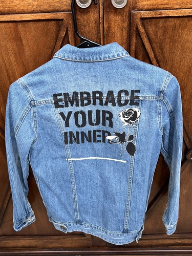 Art Class Target Girls Size L (10-12) “Embrace Your Inner Rose” Denim Jacket - Picture 3 of 4