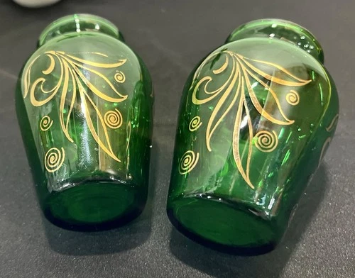 2 Vintage Anchor Hocking  Emerald Green & Gold  Swirls Small Glass Vases