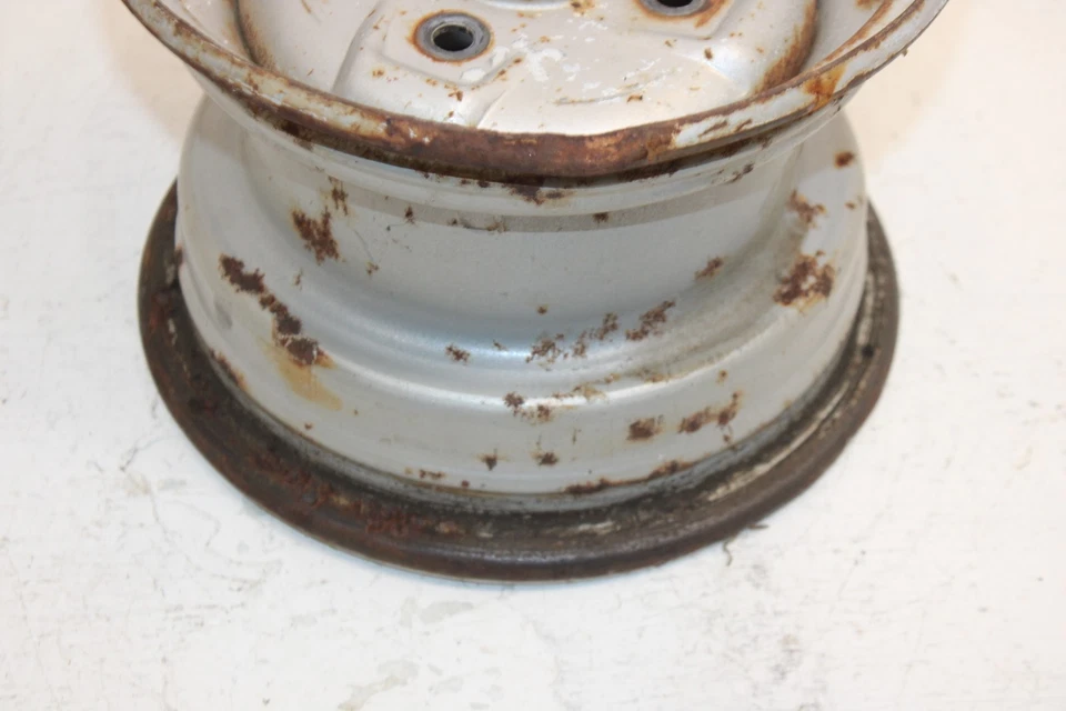 1986 年本田 Trx 125 Oem 前轮圈 44701-VM6-000 AH41 — 第 2/4 张图片