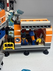 LEGO City Arctic Theme Huge Vehicle Lot - Base Camp, Helicopters 60195 60033
