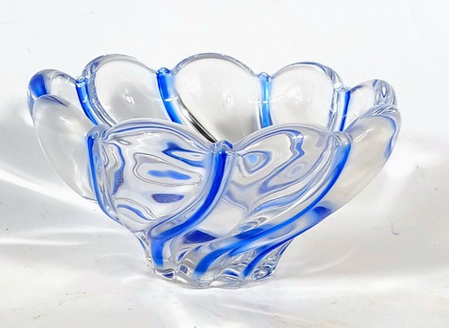 Mikasa Retired Crystal Peppermint Swirl Clear 5 1/2" Candy Nut Bowl Germany - Picture 2 of 5