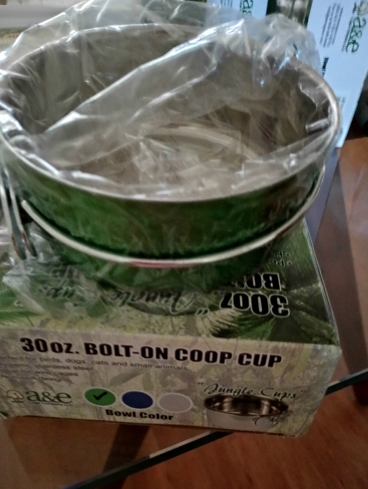 A &E Pet Stainless Steel Coop Cup  Food/Water Bowl For Dog, Bird Crate Cage 30oz
