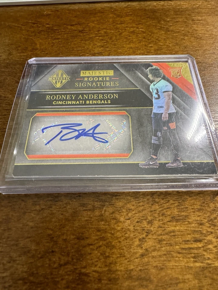 2019 Panini Majestic - Majestic Rookie Signatures Gold #166 Rodney Anderson /49 - Image 2 of 3