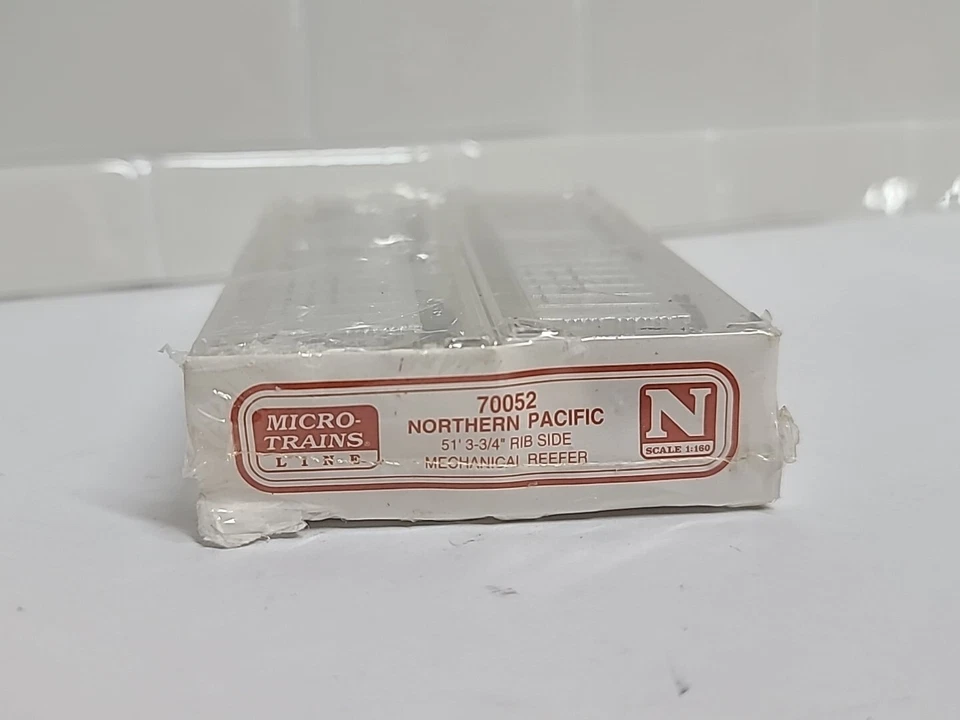 Nuevo en caja Micro Trenes Escala N 70052 Paquete de 2 Northern Pacific NP 51' Mech Reefer Foto 4 de 4