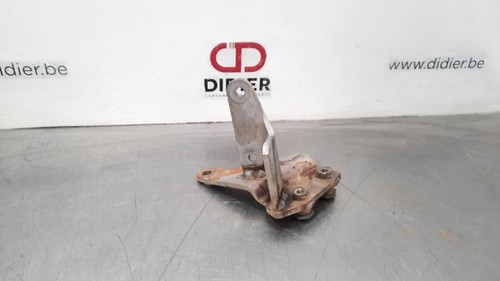 Volkswagen Caddy IV Motorlager 04L131561J