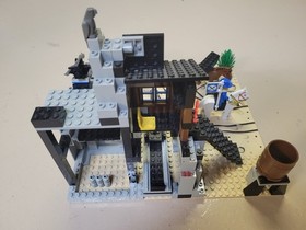 LEGO Wild West: Bandit's Secret Hideout (6761) with Instruction Booklet