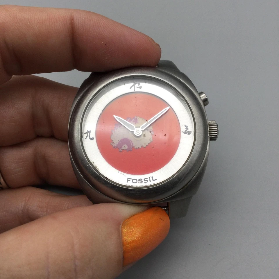 Fossil Big Tic Dragon Watch Mens Red Dial JR-8788 BROKEN FOR PARTS OR REPAIR - Image 3 of 4