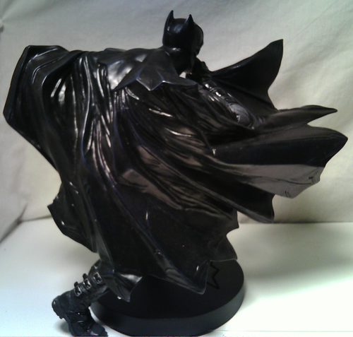 Black Label Batman by Lee Bermejo Statue Number 1388 of 5000 DC Designer Series - Picture 10 of 10