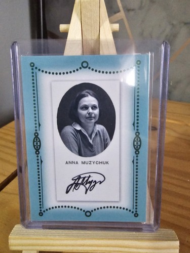 Futera Vintage Multi Sport Chess Anna Muzychuk on card auto 2/7