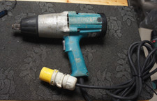 MAKITA 6906 3/4" 19mm IMPACT WRENCH - NUT RUNNER 110V. 824