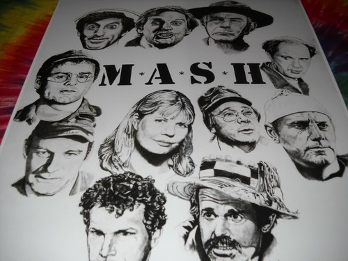 MASH M.A.S.H.4077. TV CAST SHOW ALAN ALDA RADAR HEISSE LIPPEN ZEICHNUNG SKIZZE POSTER - Bild 2 von 5