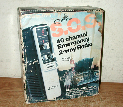 Vintage 1984 Cobra S.O.S. 40 KANAL NOTFALL 2-WEGE RADIO MODELL 39-LTD MIT BOX - Bild 14 von 15
