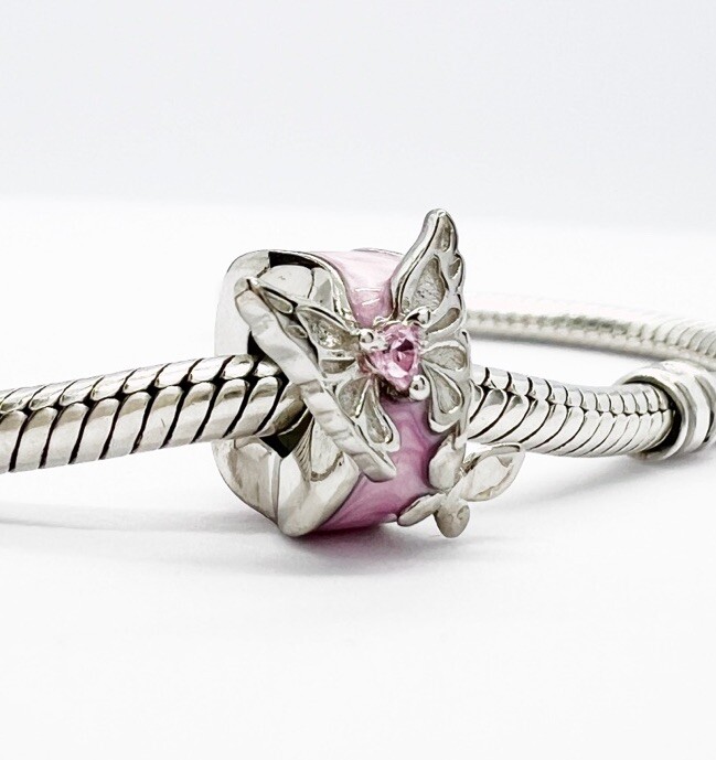 European Love Bug Charm Bead Spacer For Charm Bracelets - Fits Pandora, Chamilia, Troll, Snake Chain, Zinc Alloy