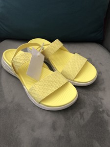 skechers on the go 600 sandals uk