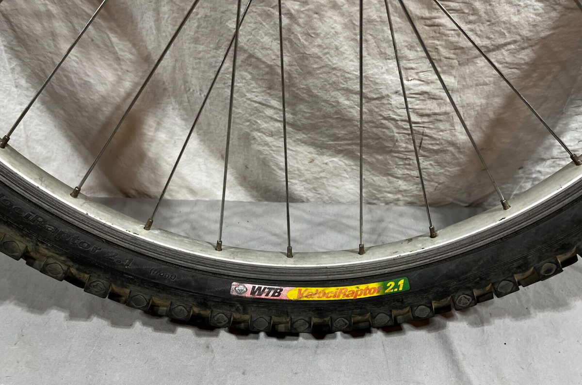 Specialized Z-21 32-Spoke Silver Al 26
