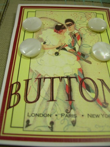 16 antichi bottoni smoking conchiglia madreperla VINTAGE *Cucito su CARTOLINA ARTE moderna - Foto 10 di 23
