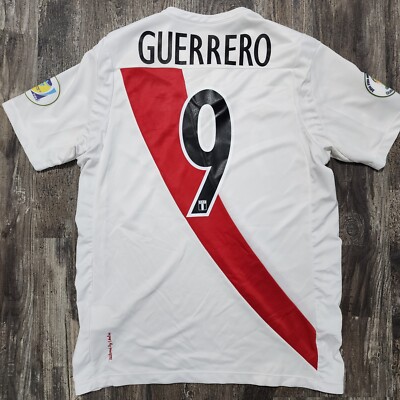 2012 Umbro Peru Home Soccer Jersey Paolo Guerrero Men M Pizarro