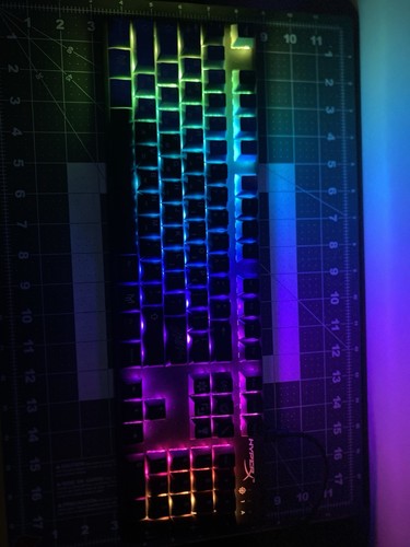 HyperX FPS Alloy RGB Keyboard - Kailh Speed Silver Switches - Matrix Keycaps - Picture 3 of 3