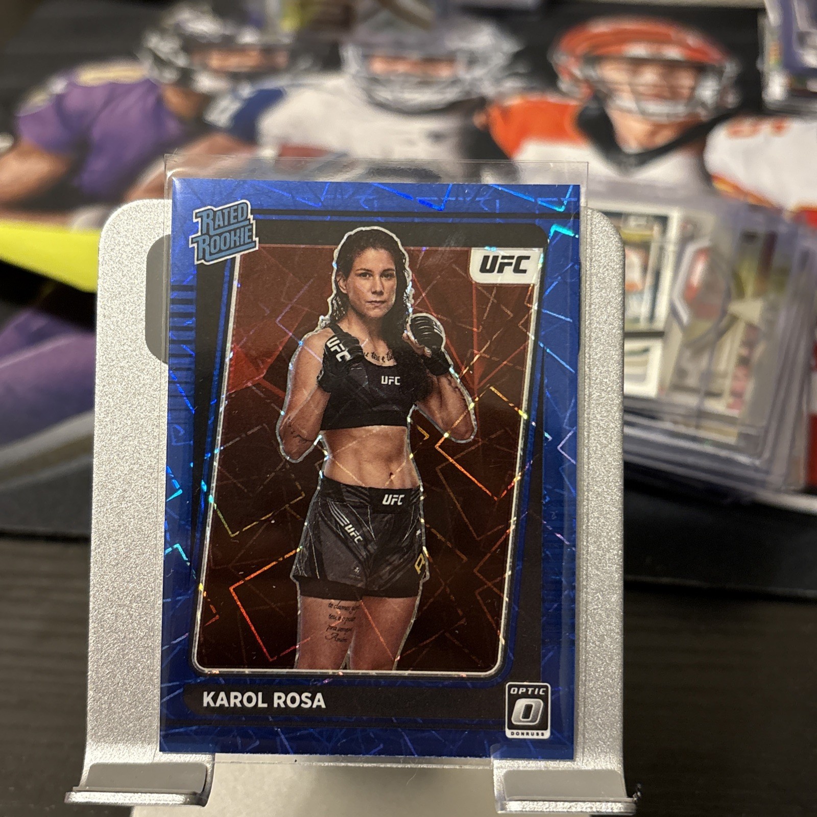 2022 Donruss Optic UFC Rated Rookie Blue Velocity Prizm #102 Karol Rosa
