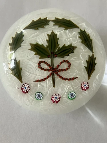 Peter McDougall Christmas 2007 Paperweight. Sprig Of Holly With Red & Gold Bow