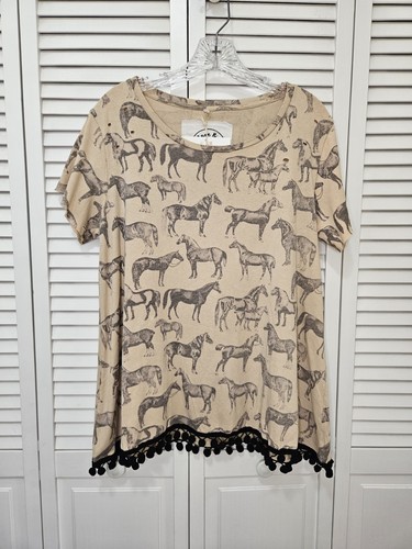 A Rare Bird Horse Print Short Sleeve Tassel Top Distressed Tan Size S/M NEW