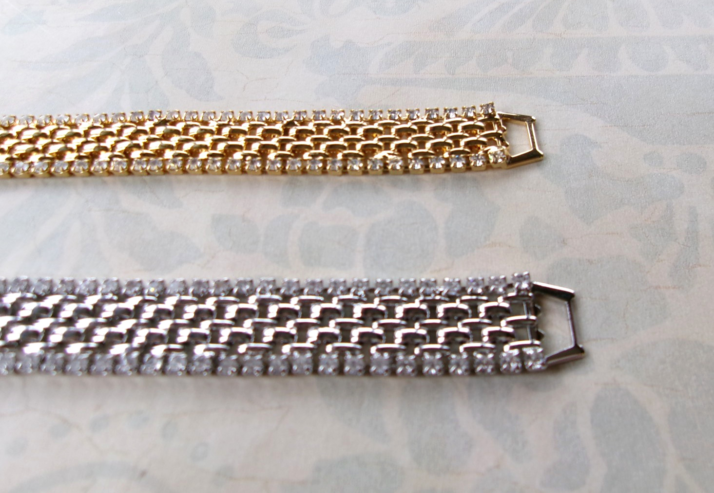 2 Vtg KJL Kenneth Jay Lane Rhinestone Mesh Design… - image 5