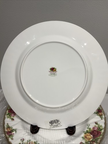 8 New Royal Albert Old Country Roses 10 1/2” Dinner Plates w/ Gold Trim - Picture 7 of 10