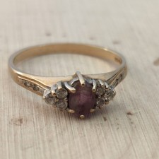 9ct Yellow Gold Ring Amethyst and Cubic Zirconia Stones Hallmarked Ring Size P
